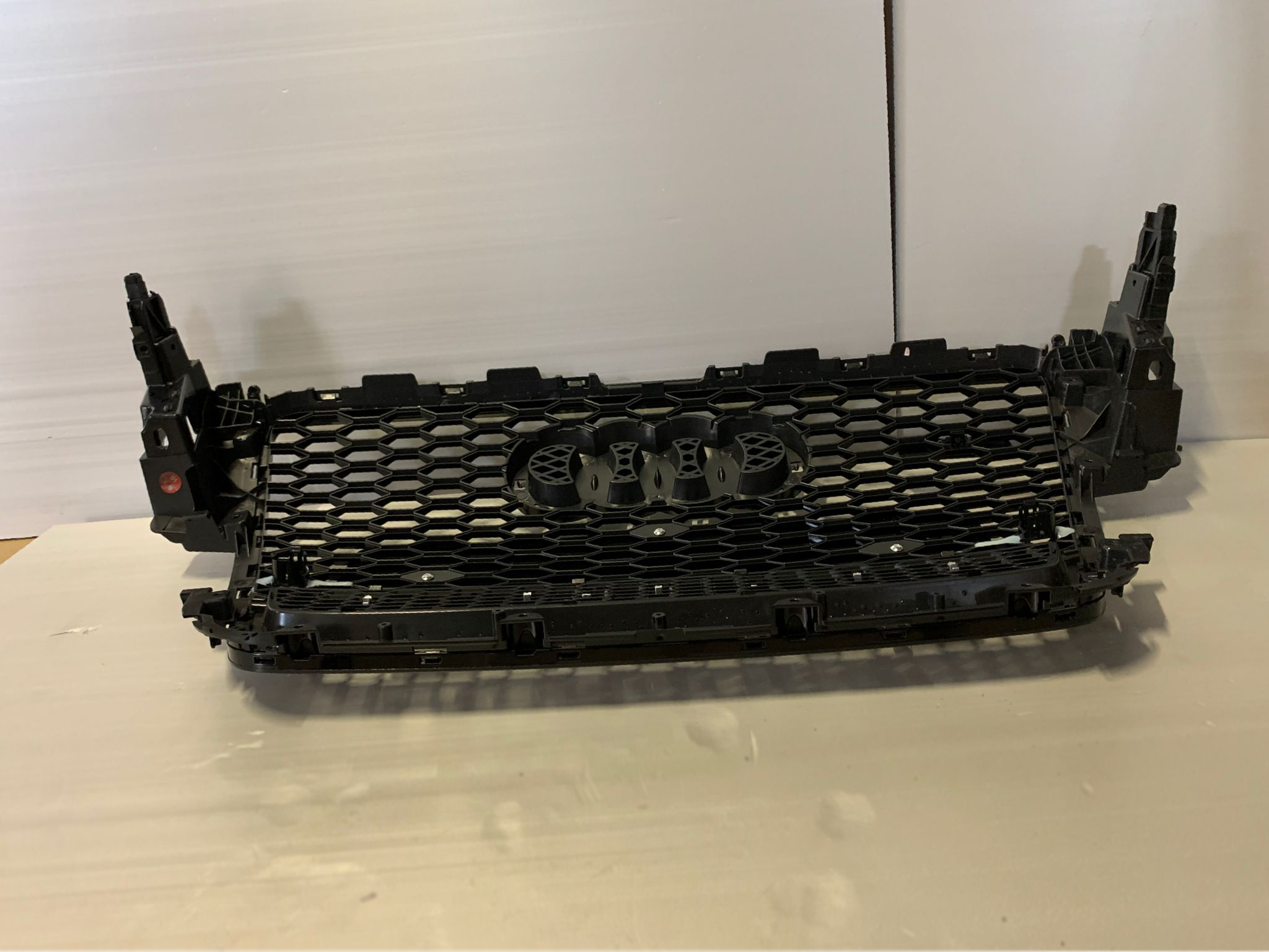 Audi A5 Pre-Facelift 8T 2008-2011 Front Grill, Honeycomb Grill, RS5 Black Quattro Style